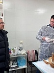 Дмитрий Денисов посетил фонд помощи бездомным животным "Помоги жить"